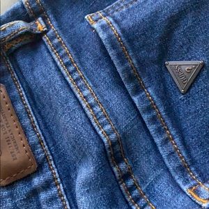 Guess Power curvy mid cut jeans